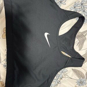 Nike Plus size sports bra